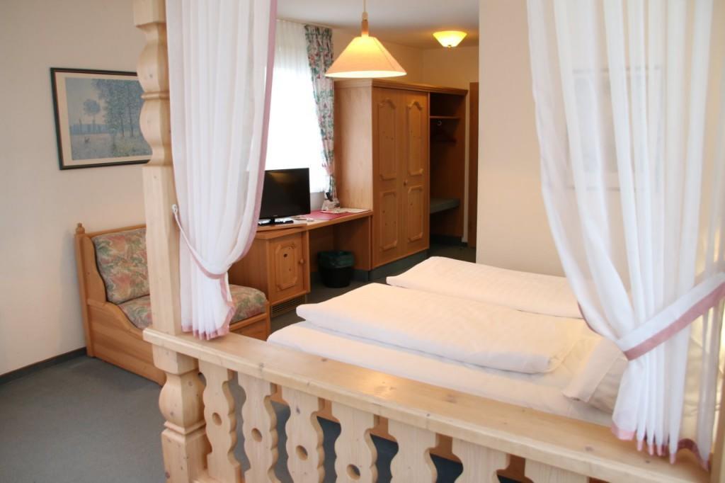 Landgasthof Hotel Bechtel Zella المظهر الخارجي الصورة